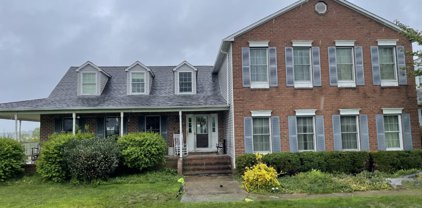 6575 Davis Rd, Mount Airy