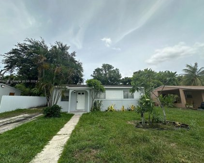 940 Nw 34th Way, Lauderhill