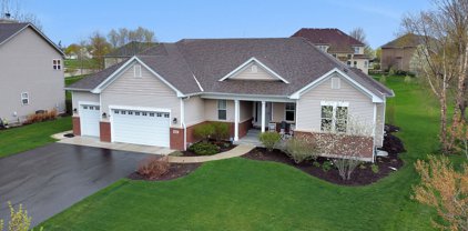 633 Birchwood Drive, Yorkville