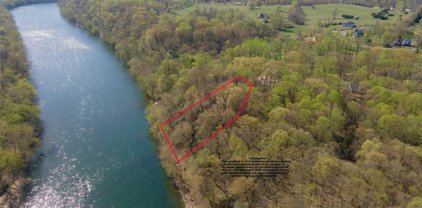 Reachcliff Dr, Shepherdstown