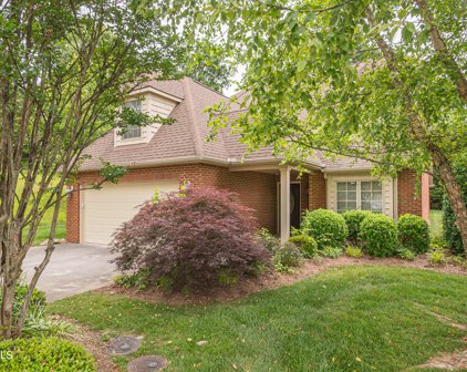 6114 Round Hill Lane, Knoxville
