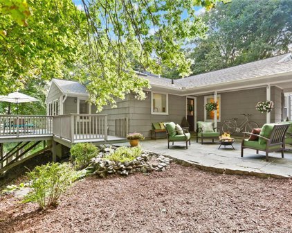 78 Hillandale Road, Westport