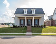 2085 N Greenbrier Lakes Blvd, Piperton image