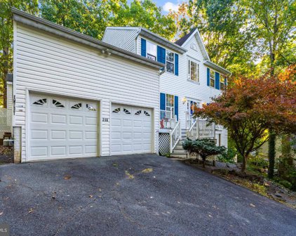 210 Lighthouse Cv, Stafford