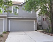 18 S Villa Oaks Drive, The Woodlands image