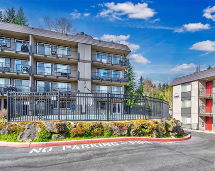 9517 NE 180th Street Unit #B-106, Bothell