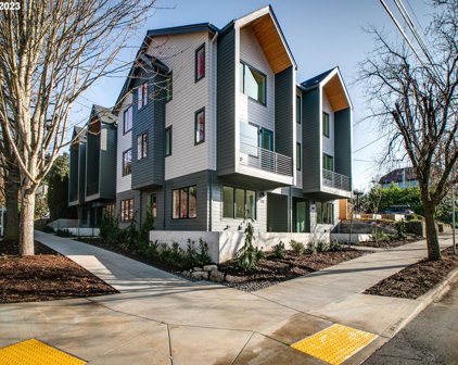 601 SE Spokane ST Unit #103, Portland