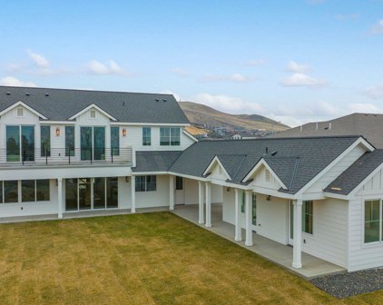 1232 Meadow Hills Drive, Richland