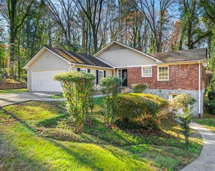 2080 W Cedar Sw Lane, Atlanta