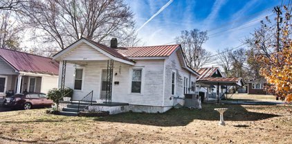 213 N Vine St, Tullahoma