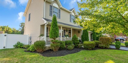 3 Red Maple Court, Toms River
