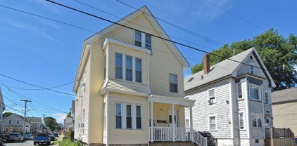 77 Pierce St, New Bedford