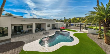9802 N 53rd Place, Paradise Valley