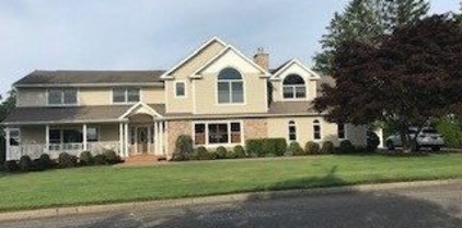 47 Riverview, Oakdale