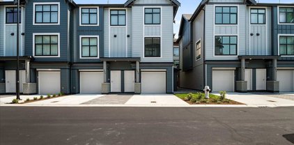 2267 Mckenzie Road Unit 406, Abbotsford