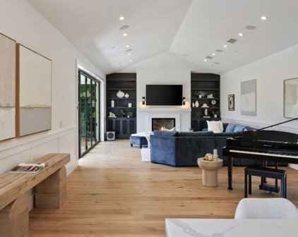 11568 Kling Street, North Hollywood
