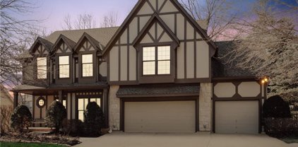 6736 NW Monticello Terrace, Parkville