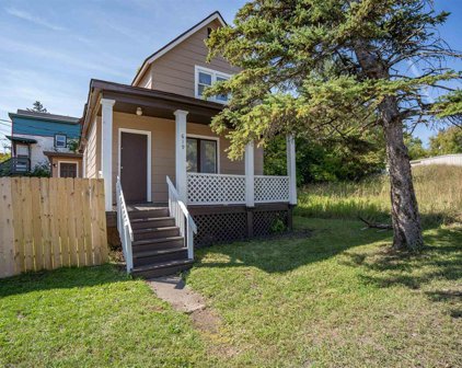 619 N 6th Avenue E, Duluth