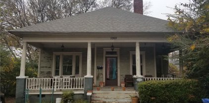 1069 Oak Sw Street, Atlanta