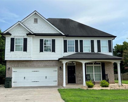 45 Colonial Nw Circle, Cartersville
