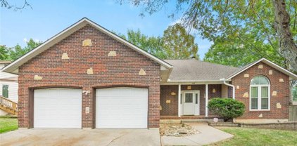 508 NW Delwood Drive, Blue Springs