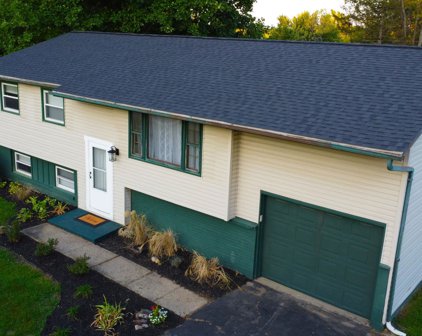 2742 County Line Road, Beavercreek