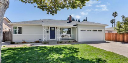 3952 James Avenue, Fremont