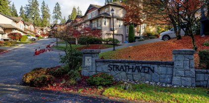 1140 Strathaven Drive Unit 201, North Vancouver