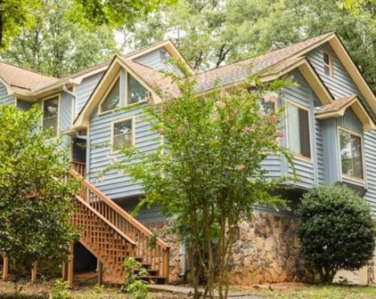 3849 Lamplighter Circle, Duluth