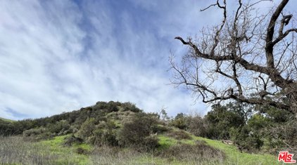 14  Agoura Rd, Agoura Hills