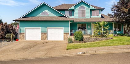 2003 Berndt Hill Dr, Salem
