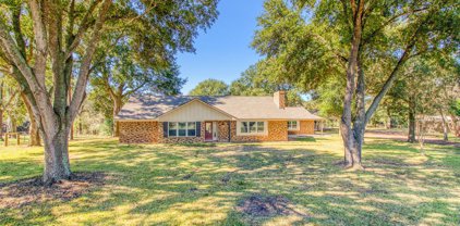 34111 Douglas Road, Hempstead