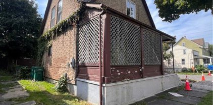 2001 Walnut  Avenue, Niagara Falls-City-291100