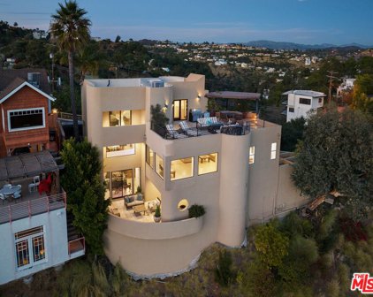 8430  Grand View Dr, Los Angeles