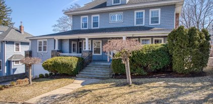 43 Whitney Rd, Quincy