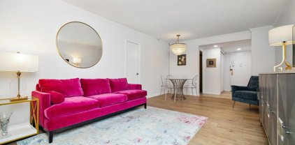 305 E 24th  Street Unit 14-J, New York