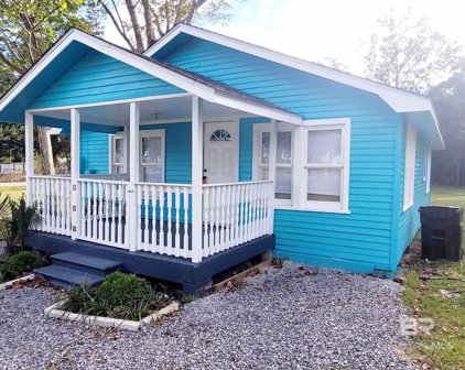 2111 S Magnolia Street, Loxley