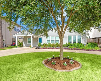4624 Mimosa Drive, Bellaire