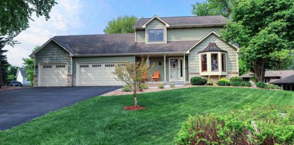 4855 Deerwood Lane N, Plymouth