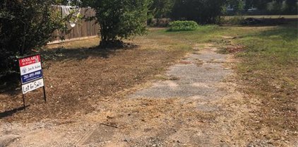 Ash Street, Tomball