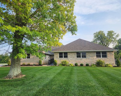 4265 E Main Street, Avon