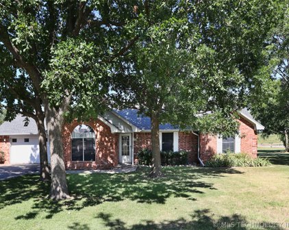 719 Shirley Lane, Madill