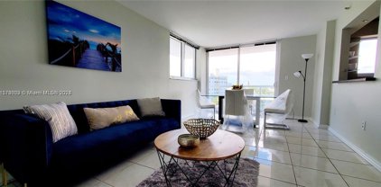 2457 Collins Ave Unit #606, Miami Beach