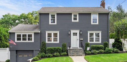 14 Priscilla Lane, Quincy