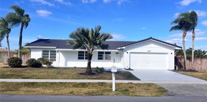 437 Sailboat Cir, Weston