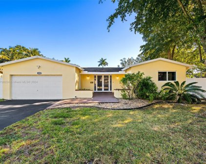 4998 Sw 88th Ter, Cooper City