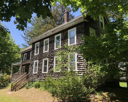 183-185 Alden St, Ashland