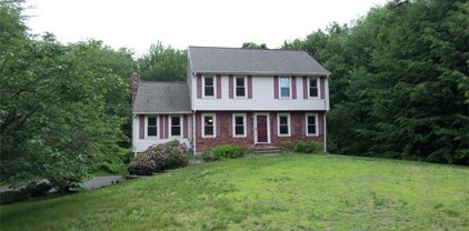 3 Fairview Dr, Westford