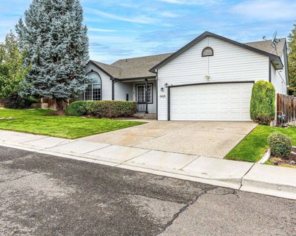 3428 S Dennis St, Kennewick