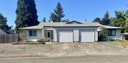 5367/5369 Regan Ct, Salem